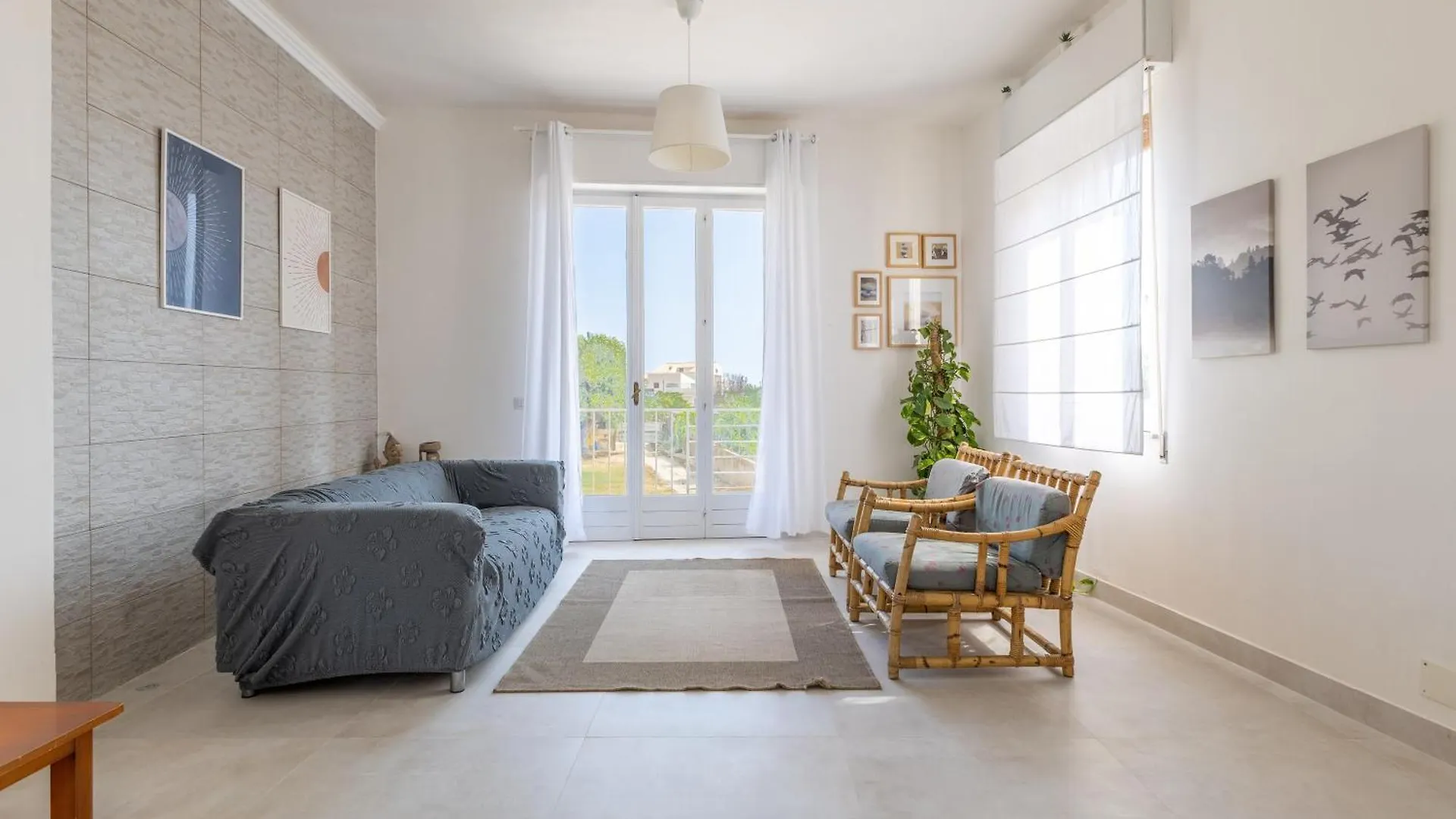 Casa Sicilia - Riviera Beach House contacts